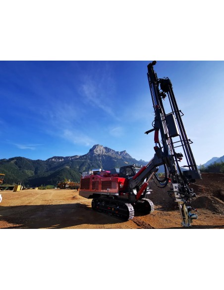 RTD32 - DTH crawler drill rig for quarries