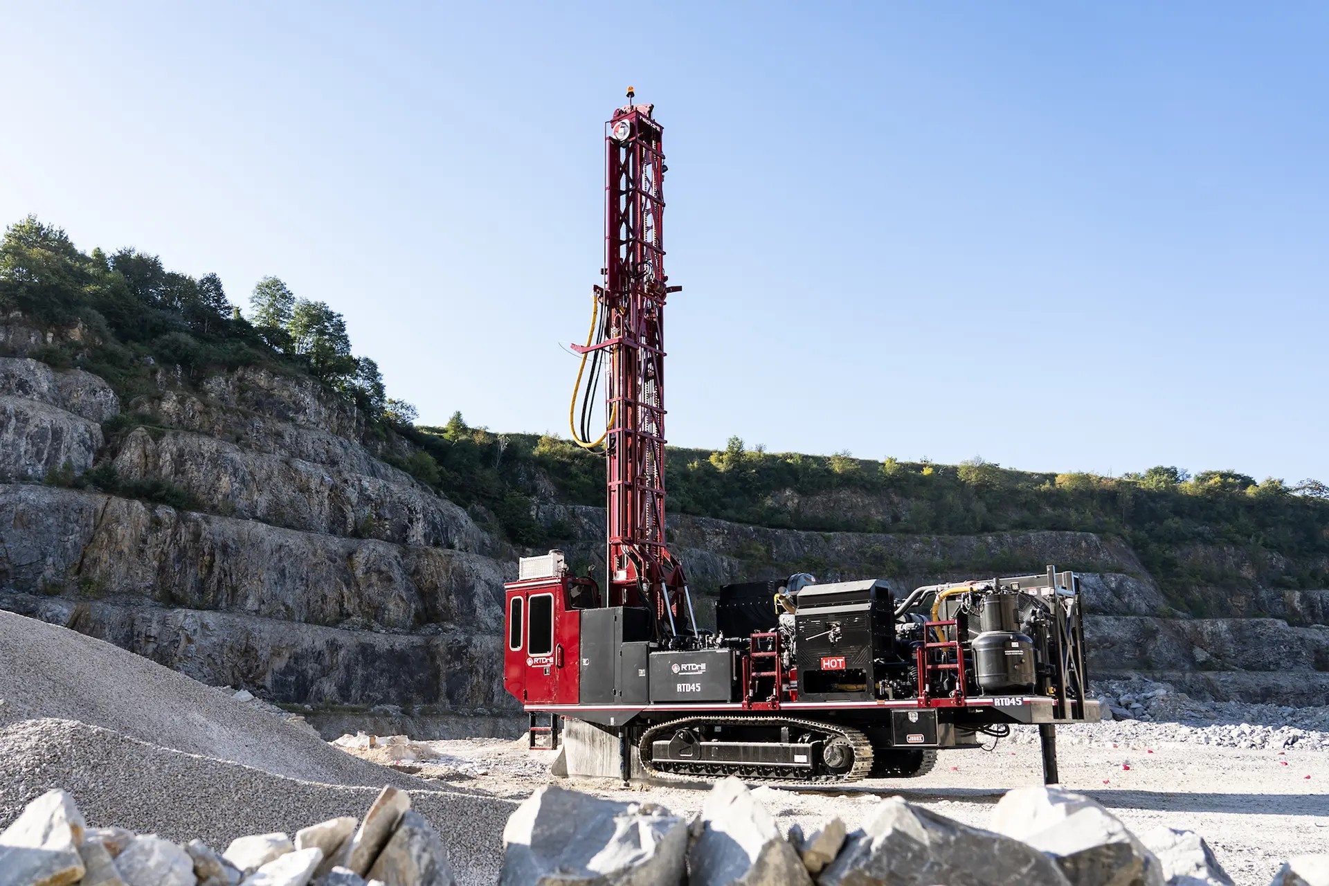 RTD45 - DTH drill rig for quarries