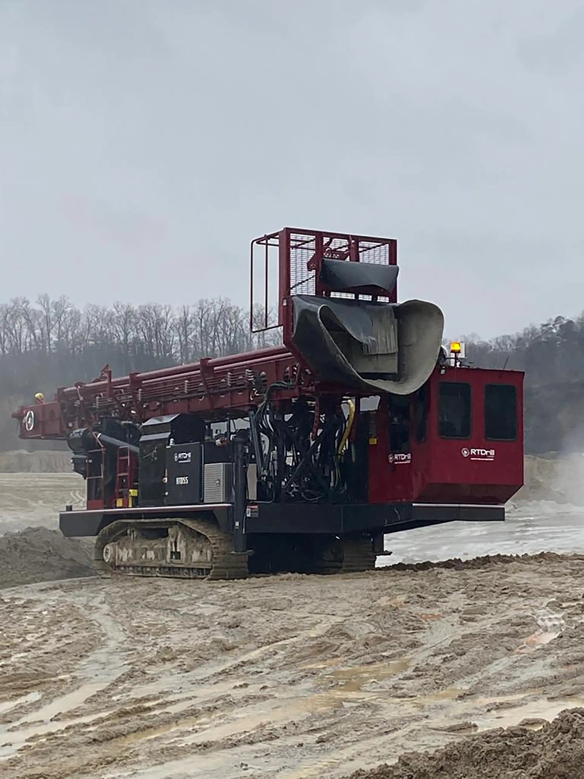 RTD55 – DTH/rotary platform drill rig