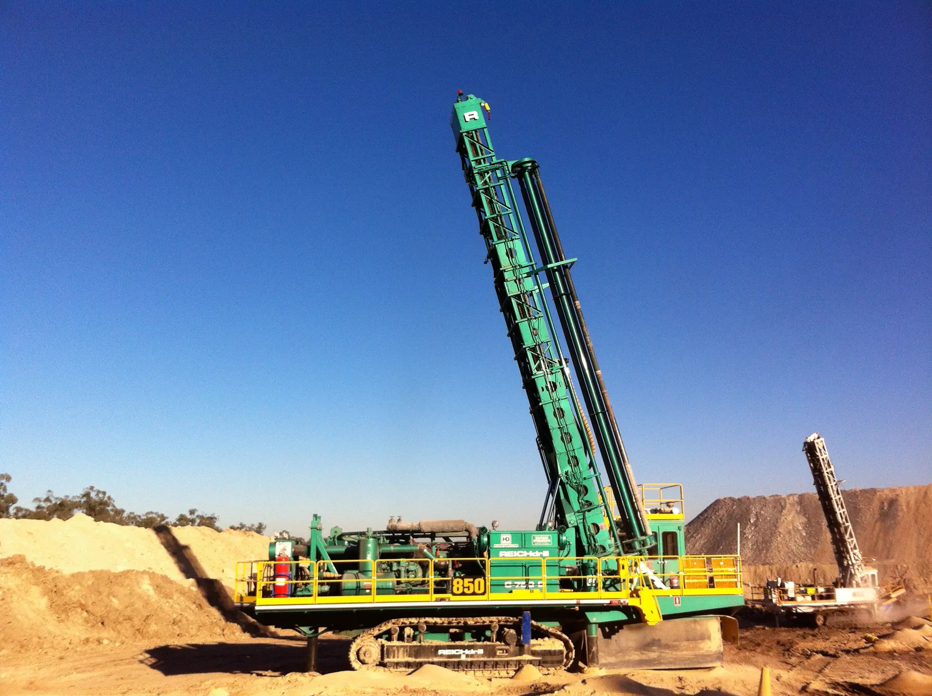 RTD75 - Platform drill rig